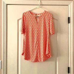 Pink and white shirt sleeved blouse